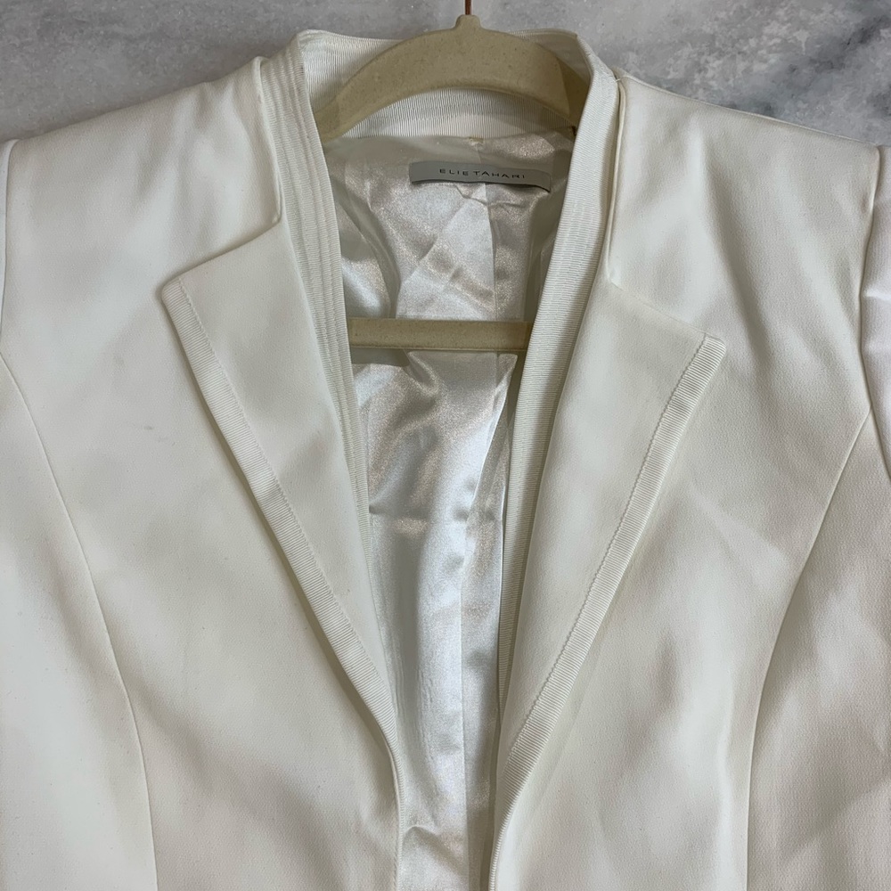 Elie Tahari Creme One Button Blazer - Picture 7 of 15